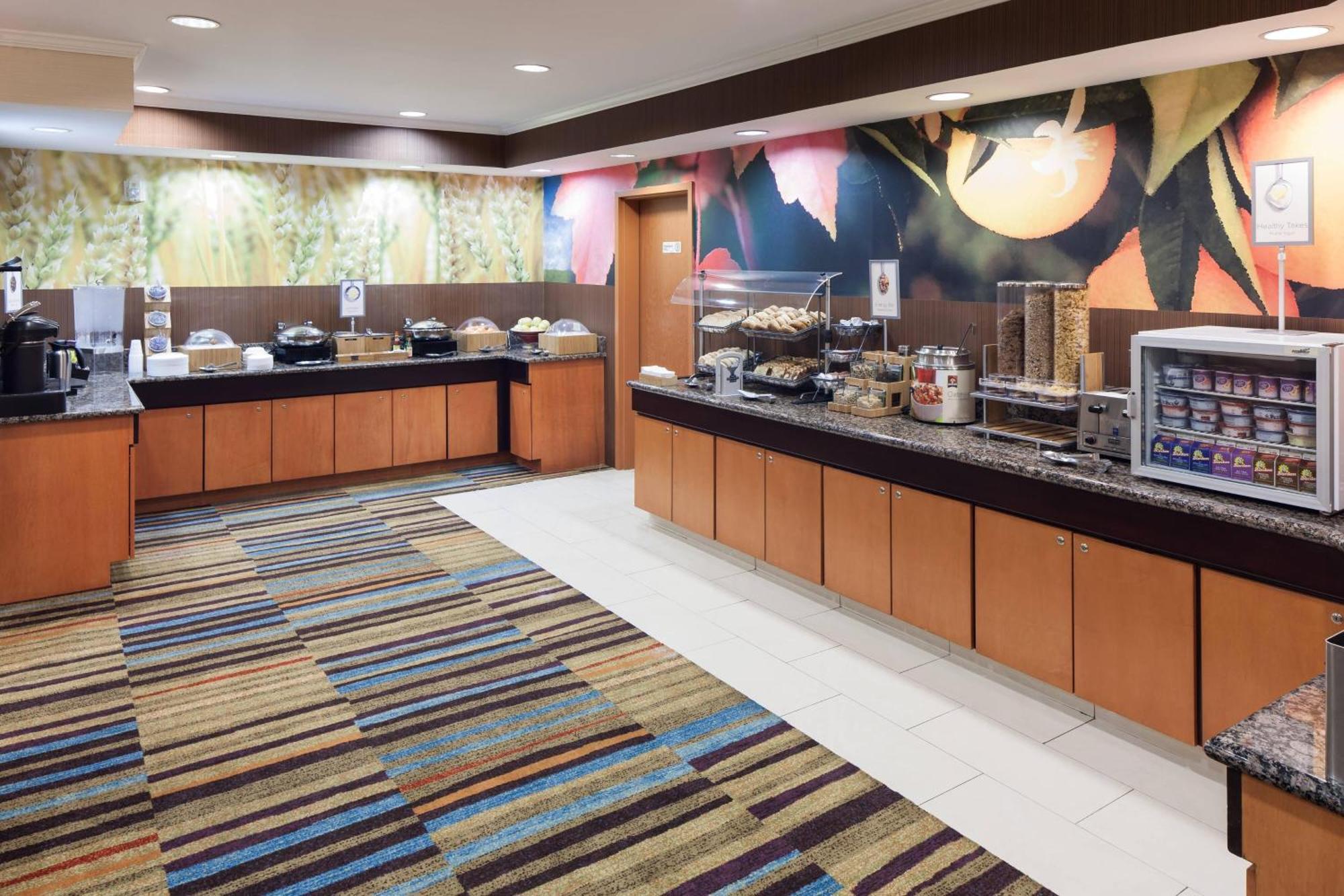 Fairfield Inn & Suites Jacksonville Butler Boulevard Exteriör bild