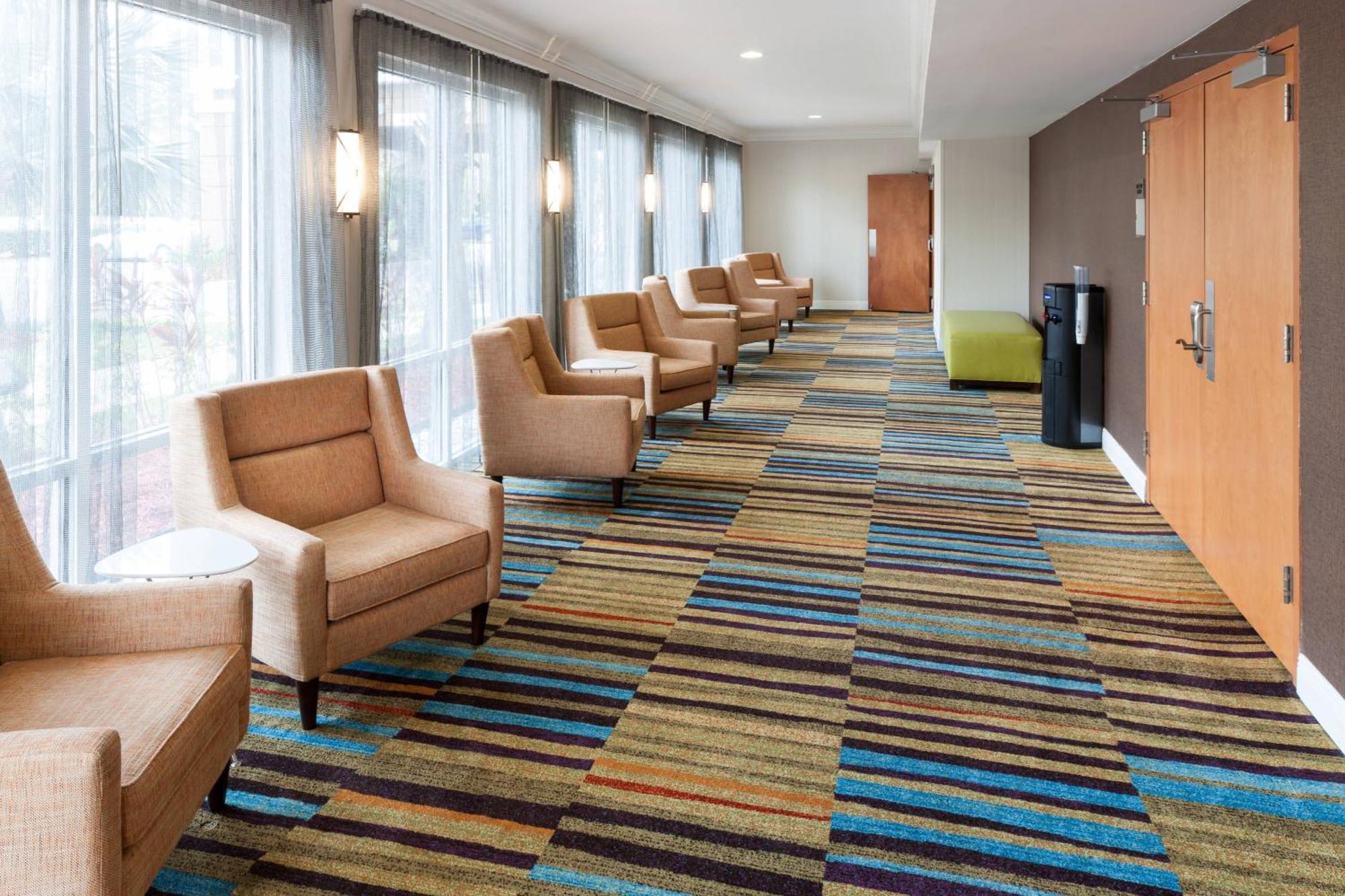 Fairfield Inn & Suites Jacksonville Butler Boulevard Exteriör bild