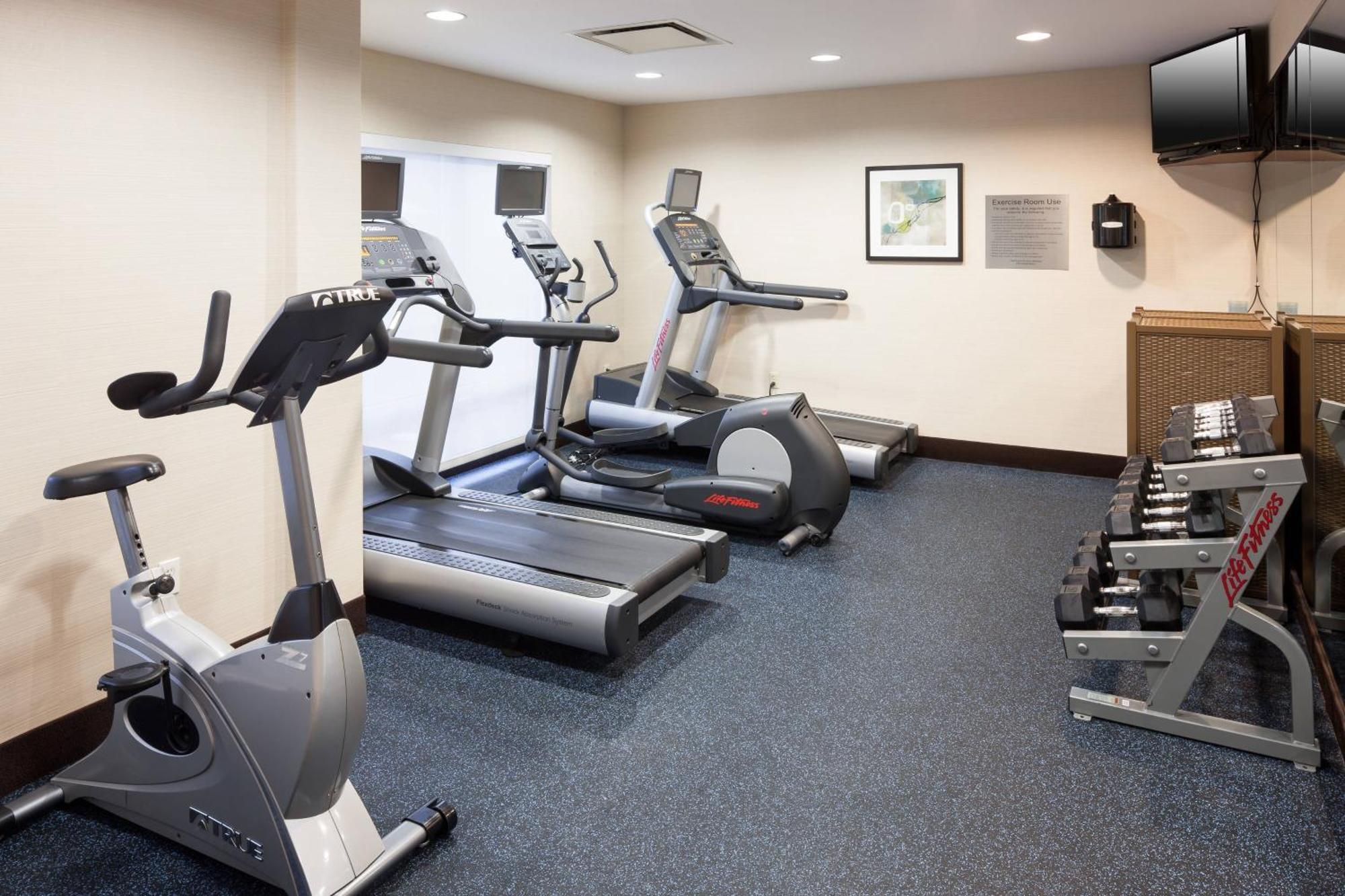 Fairfield Inn & Suites Jacksonville Butler Boulevard Exteriör bild