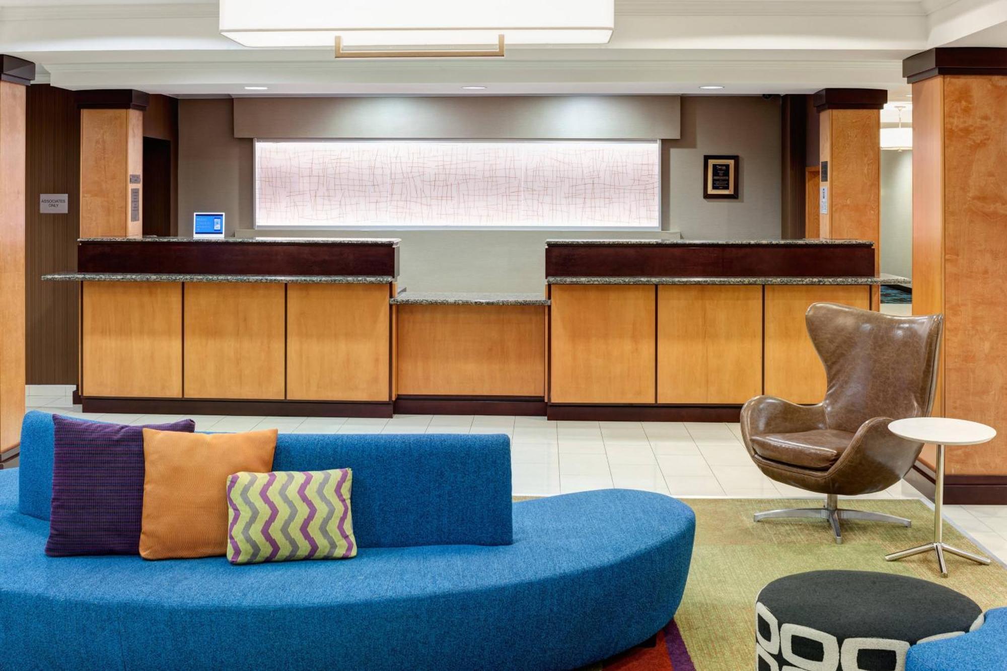 Fairfield Inn & Suites Jacksonville Butler Boulevard Exteriör bild