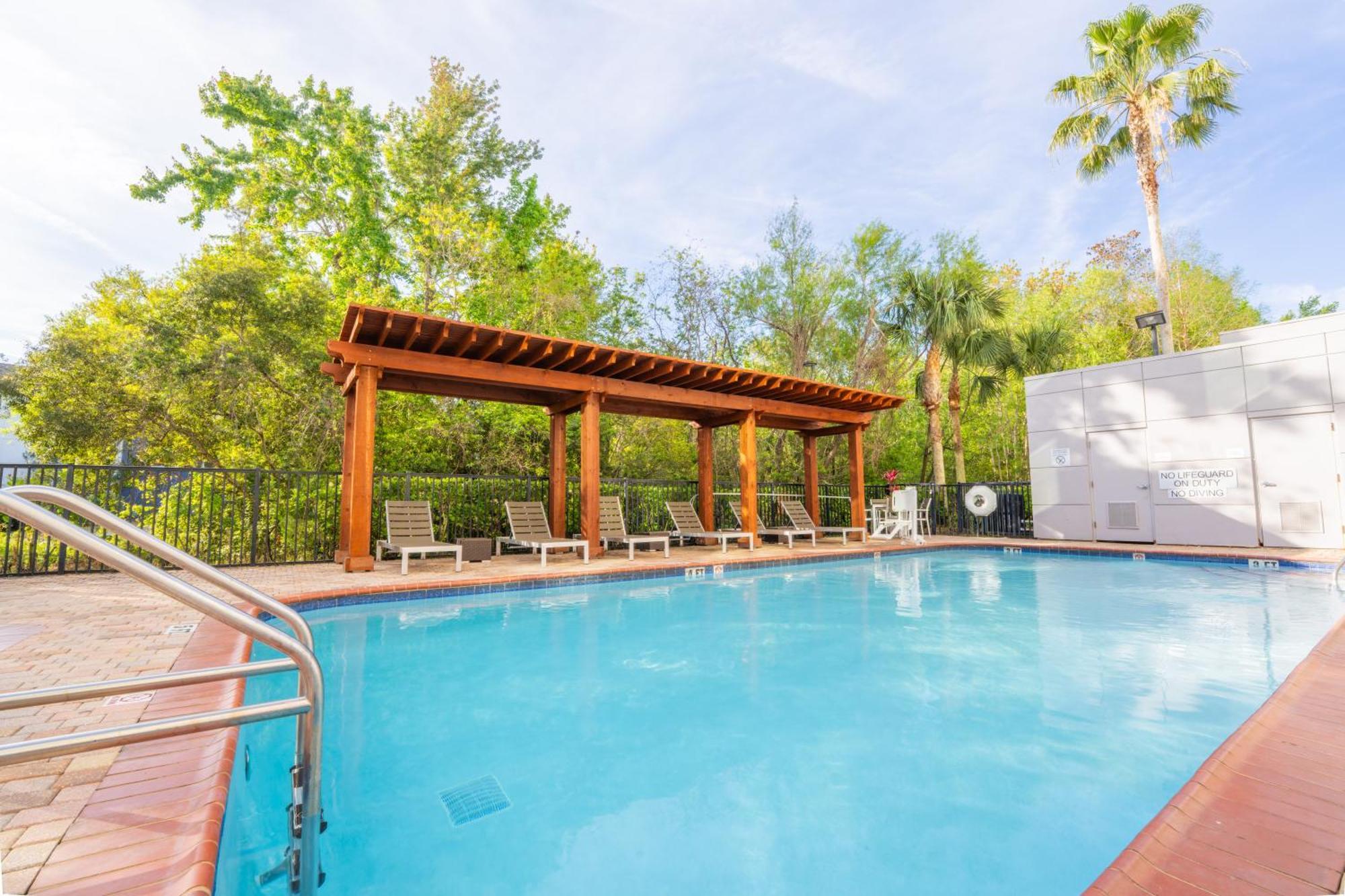 Fairfield Inn & Suites Jacksonville Butler Boulevard Exteriör bild