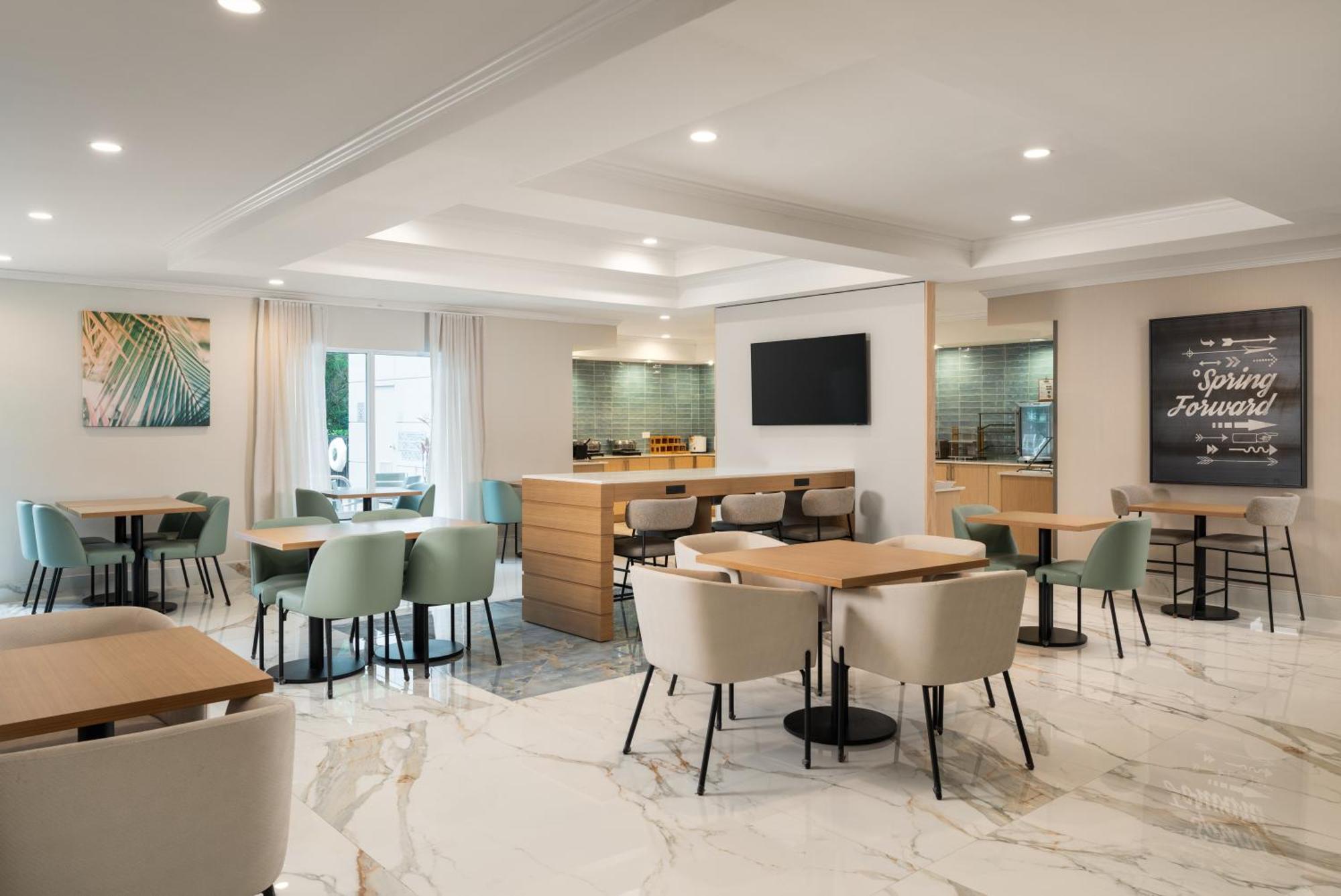 Fairfield Inn & Suites Jacksonville Butler Boulevard Exteriör bild