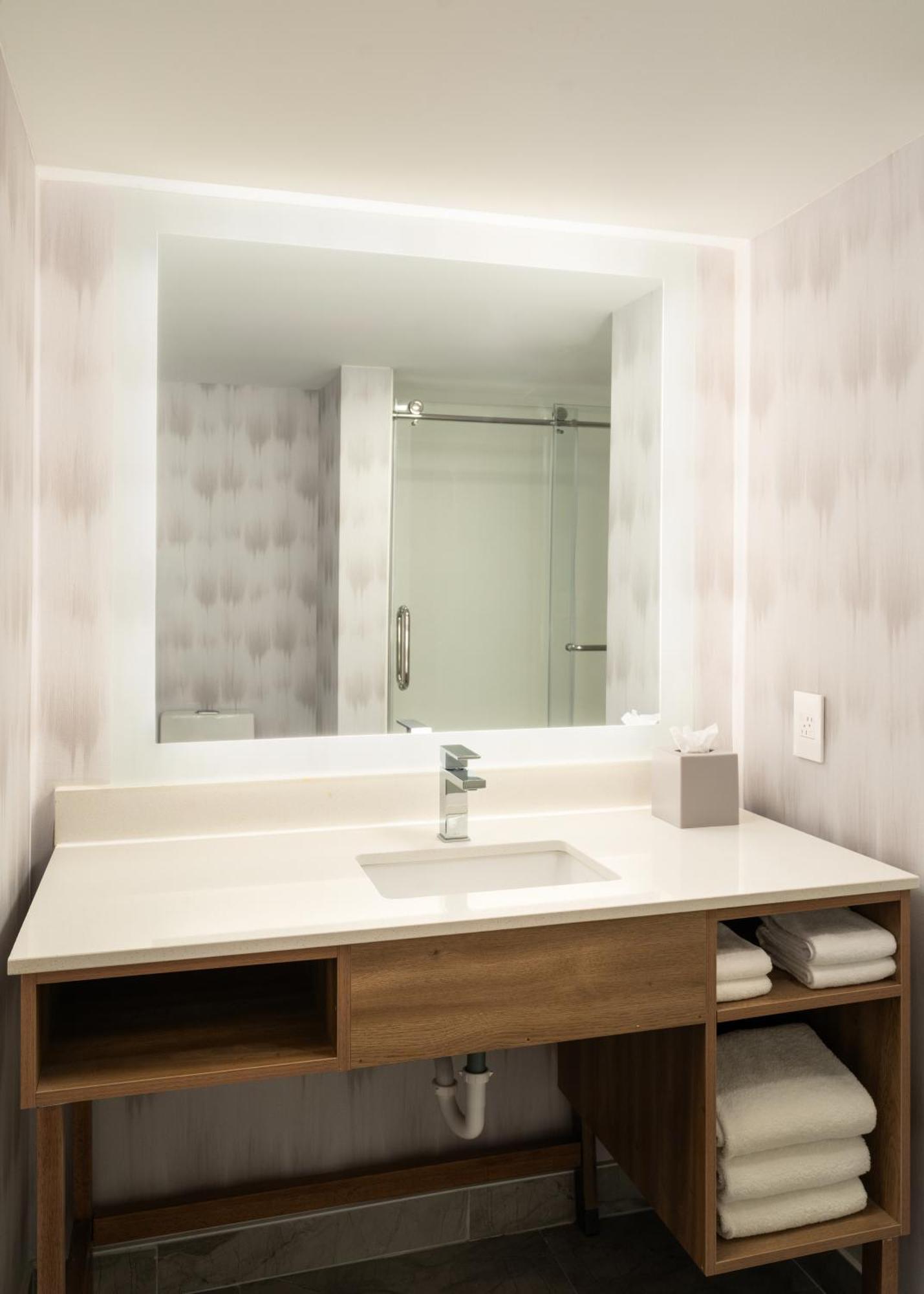 Fairfield Inn & Suites Jacksonville Butler Boulevard Exteriör bild